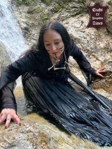 Knochen Halskette der nordischen Hexen