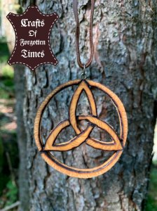 Triquetra Symbol Halskette