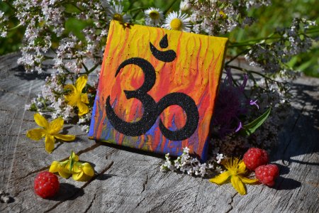 OM