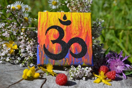 OM
