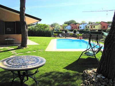 ALBARELLA - DOPPELHAUSHÄLFTE MIT SWIMMINGPOOL UND FIORDBLICK