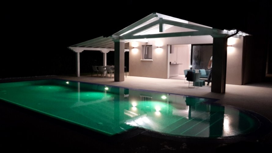 ALBARELLA - LUXUS VILLA MIT POOL