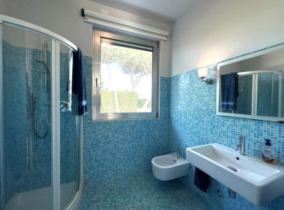 Albarella: einzigartige Villa mit großem Privatpark mit einer Gesamtfläche von ca. 1.800 m²