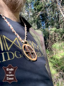 Sonnen Kreuz/Rad Halskette