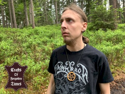 Pentagram aus Astscheibe